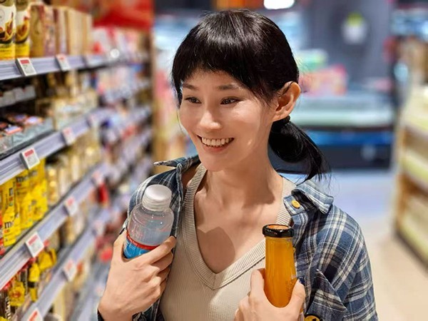 作家陈忱.jpg